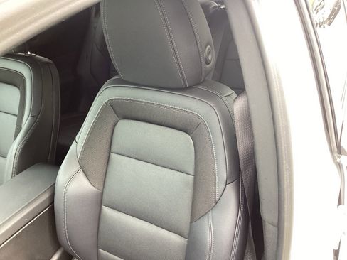 Used 2024 Chevrolet Equinox EV LT image 11