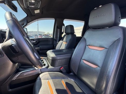 Used 2022 GMC Sierra 2500 AT4 w/ AT4 Preferred Package image 10