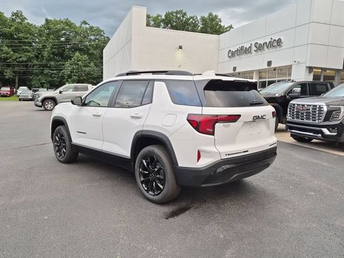 New 2027 GMC Terrain Elevation w/ Elevation Premium Package AWD/4WD image 7
