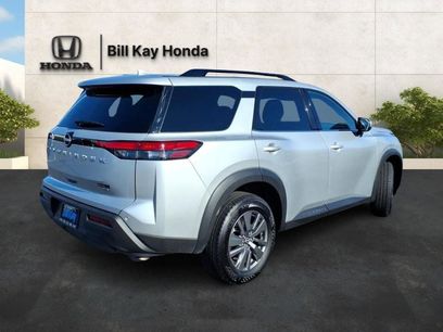 Used 2025 Nissan Pathfinder SV