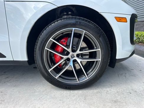 Used 2026 Porsche Macan S AWD/4WD image 15