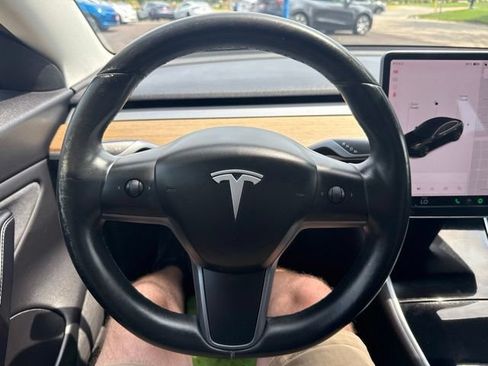 Used 2019 Tesla Model 3 Standard Range Plus RWD image 25