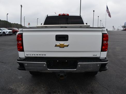 Used 2015 Chevrolet Silverado 2500 LTZ image 5