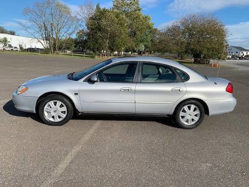 Used 2003 Ford Taurus SEL image 6