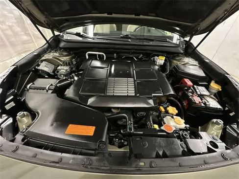 Used 2019 Subaru Outback 3.6R Limited image 25