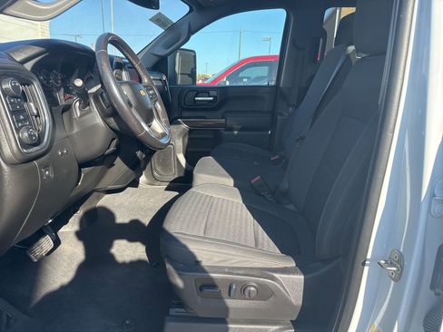 Used 2022 Chevrolet Silverado 2500 LT w/ Fleet Comfort Package image 11