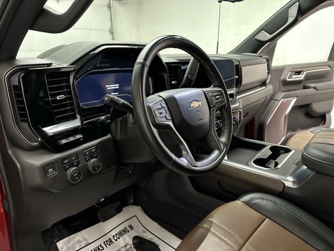 Used 2024 Chevrolet Silverado 2500 High Country w/ Technology Package image 22