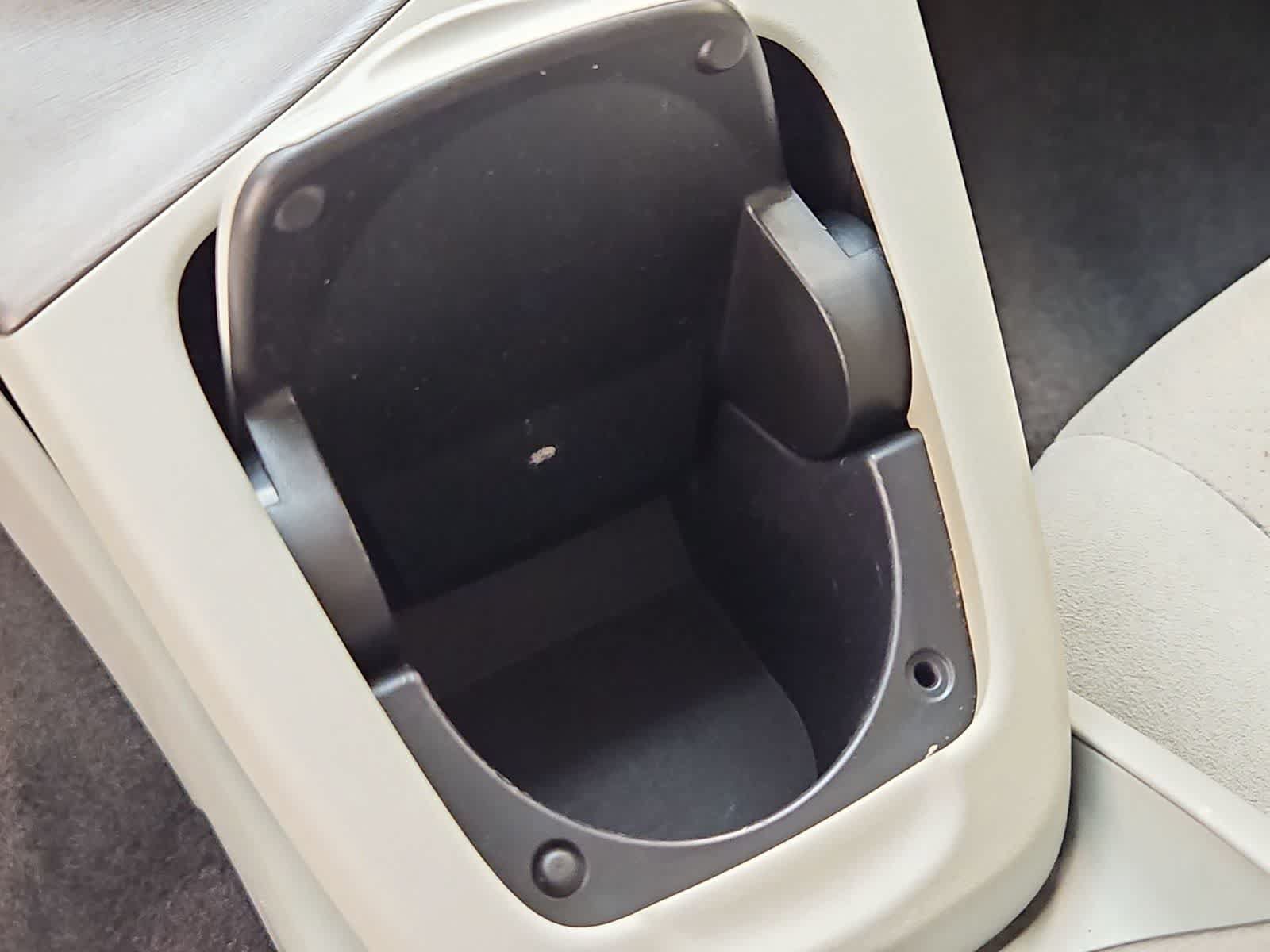 Used 2014 Toyota Prius Three FWD image 7