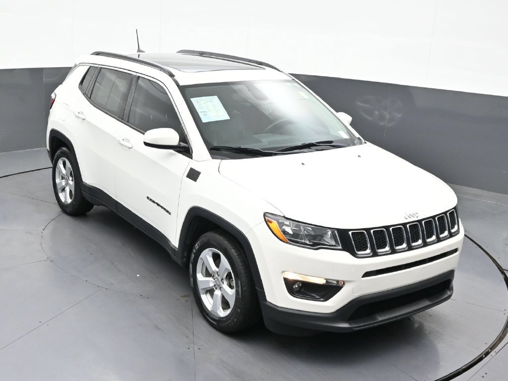 Used 2021 Jeep Compass Latitude w/ Sun and Sound Group FWD image 21