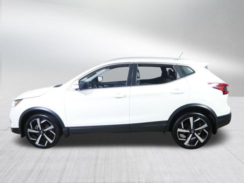 Used 2022 Nissan Rogue Sport SL image 4