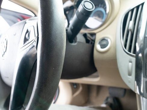 Used 2011 Buick LaCrosse CXS image 20