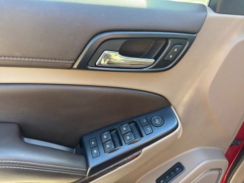 Used 2015 Chevrolet Tahoe LT image 18