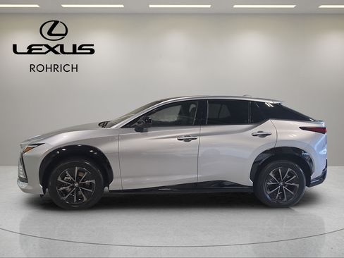 New 2026 Lexus RZ 450e AWD image 9
