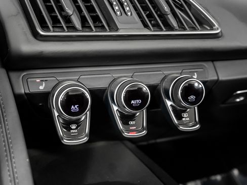 Used 2023 Audi R8 V10 performance image 35