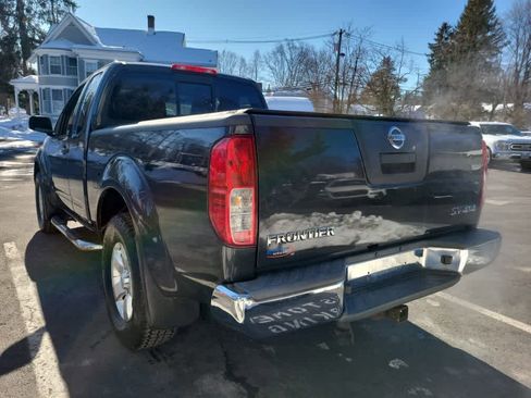 Used 2012 Nissan Frontier SV w/ SV Premium Utility Pkg image 6