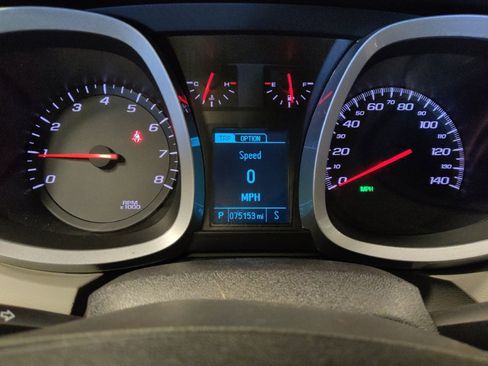 Used 2017 Chevrolet Equinox LT w/ Convenience Package image 23