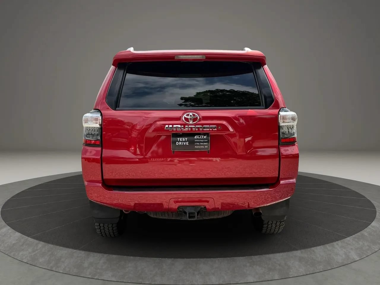 Used 2017 Toyota 4Runner SR5 RWD image 5