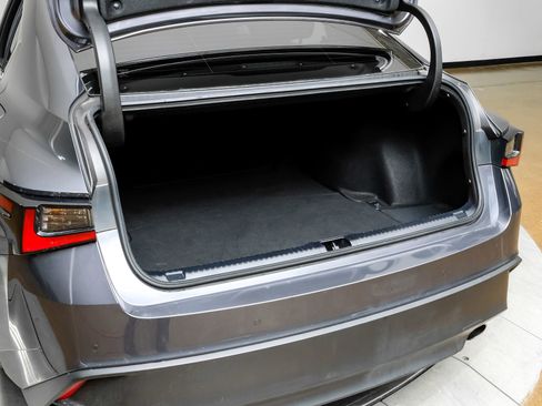 Used 2024 Lexus IS 300 w/ Comfort Package image 55