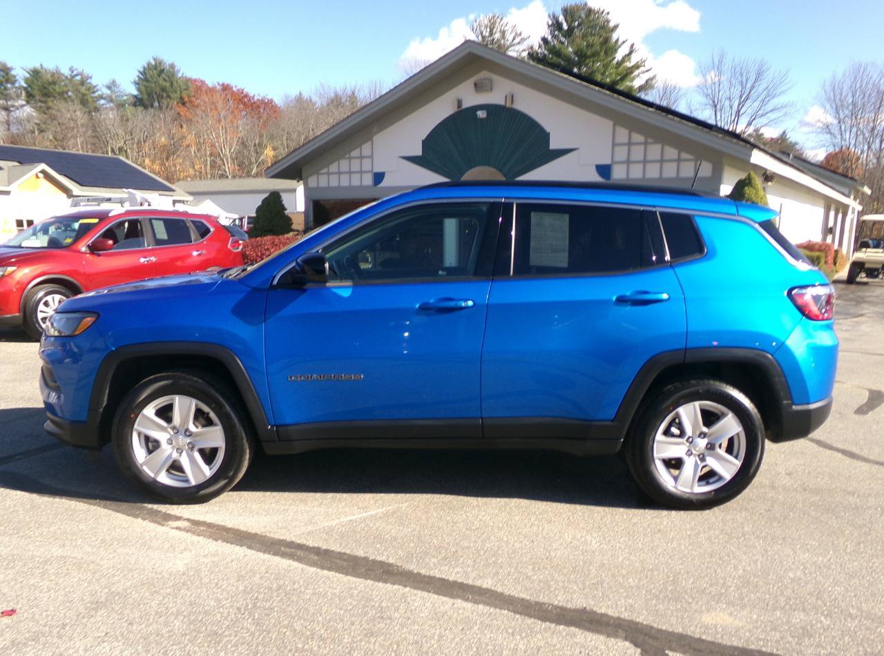 Used 2022 Jeep Compass Latitude w/ Convenience Group AWD/4WD image 6