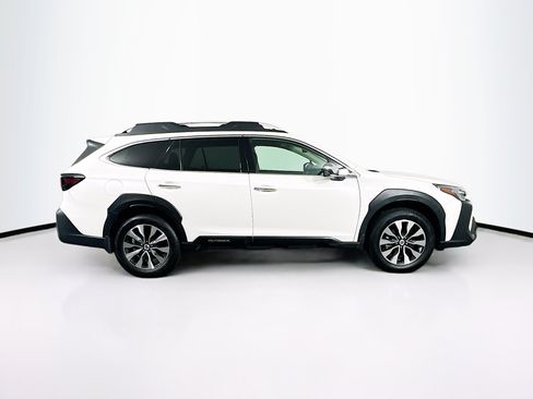 Used 2024 Subaru Outback Touring XT AWD/4WD image 10