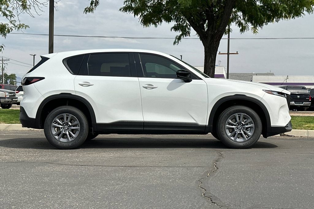 New 2026 MAZDA CX-5 Select AWD/4WD image 3