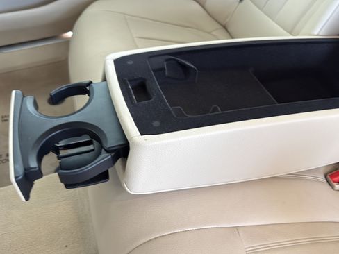 Used 2019 BMW 740i RWD image 24