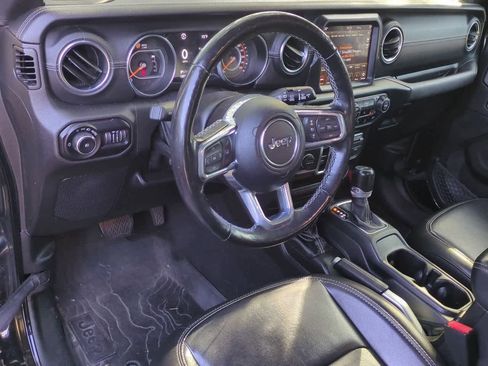 Used 2021 Jeep Wrangler Unlimited Sahara image 10