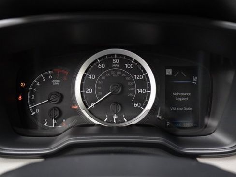 Used 2022 Toyota Corolla LE image 21