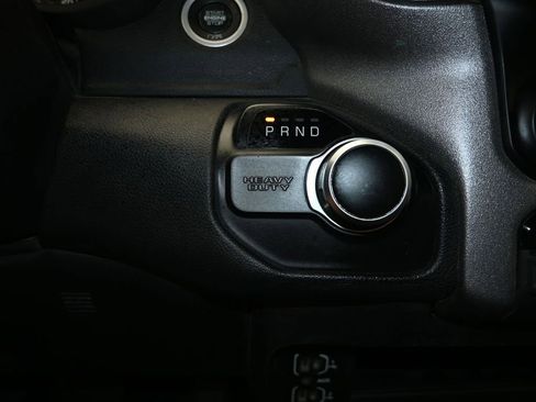 Used 2021 RAM 2500 Tradesman w/ Chrome Appearance Group image 17