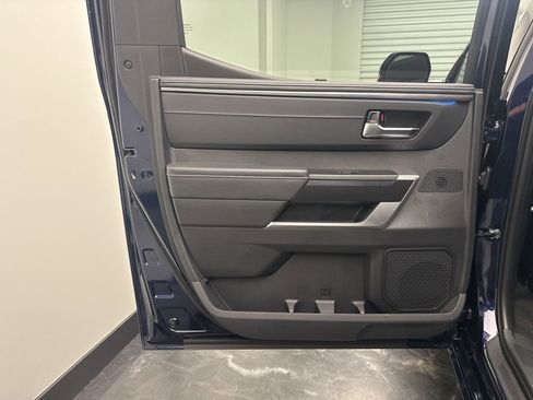 Used 2023 Toyota Tundra Platinum image 13