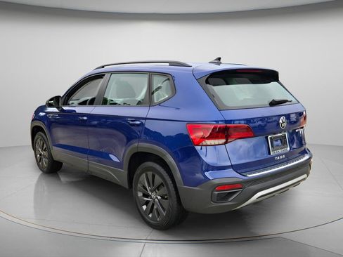 Certified 2023 Volkswagen Taos S FWD image 8