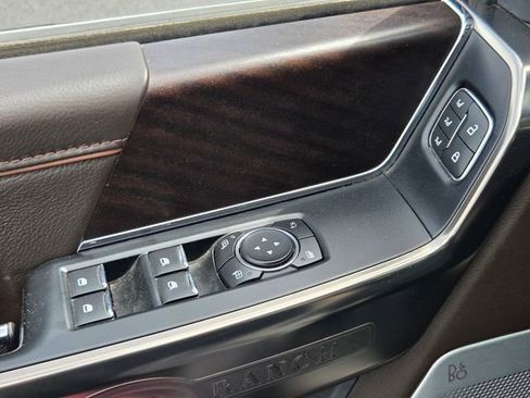 Used 2022 Ford F150 King Ranch w/ Equipment Group 601A High AWD/4WD image 30