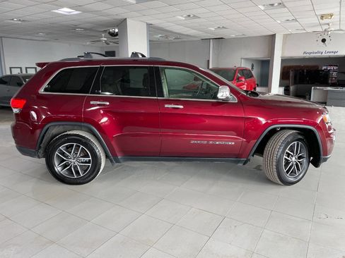 Used 2018 Jeep Grand Cherokee Limited w/ Trailer Tow Group IV image 10
