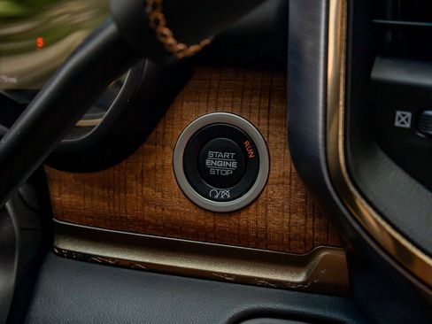 Used 2023 RAM 3500 Limited image 20