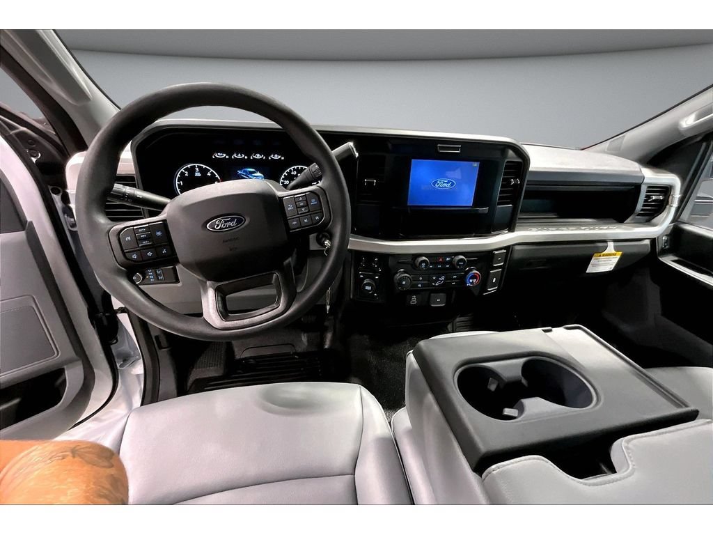 New 2027 Ford F350 XL w/ XL Chrome Package AWD/4WD image 6