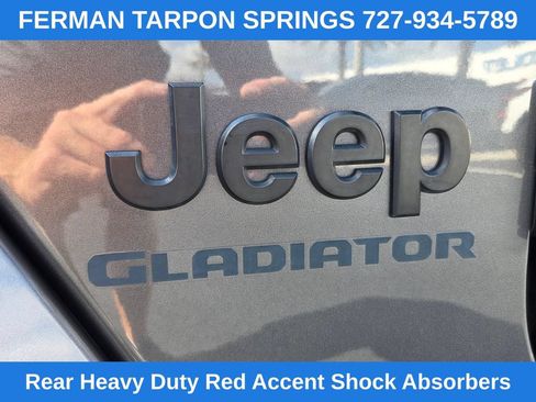 Used 2021 Jeep Gladiator Sport AWD/4WD image 16