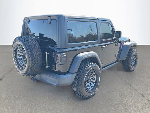 Used 2024 Jeep Wrangler Sport S image 4