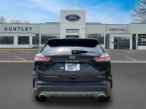 Certified 2022 Ford Edge Titanium AWD/4WD image 5