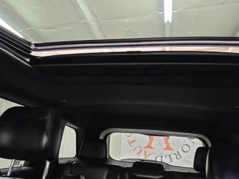 Used 2018 Jeep Grand Cherokee Limited image 32