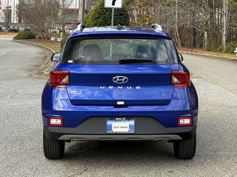 New 2026 Hyundai Venue SEL image 5
