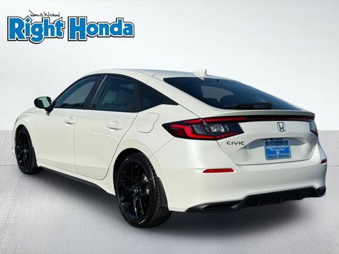 Certified 2024 Honda Civic Sport image 5