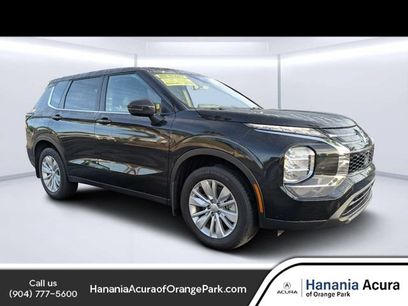 Used 2025 Mitsubishi Outlander ES