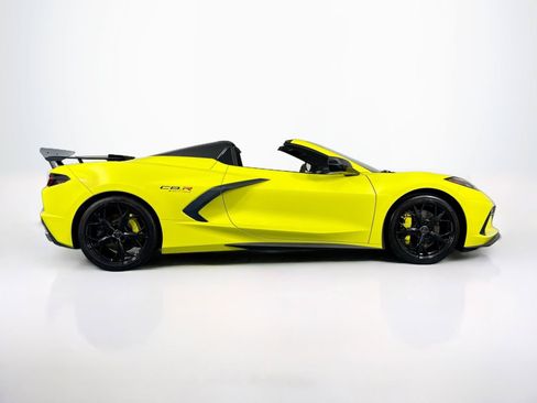 Used 2022 Chevrolet Corvette Stingray Premium Conv RWD image 4