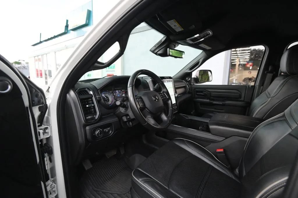 Used 2022 RAM 3500 Limited AWD/4WD image 50