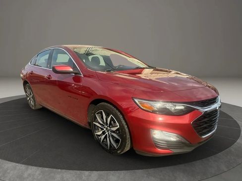 Used 2020 Chevrolet Malibu RS image 3