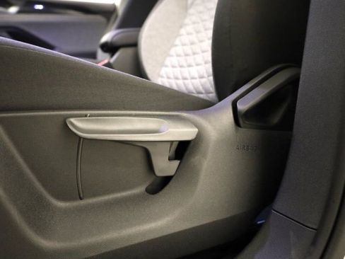 New 2026 Volkswagen Tiguan S image 11