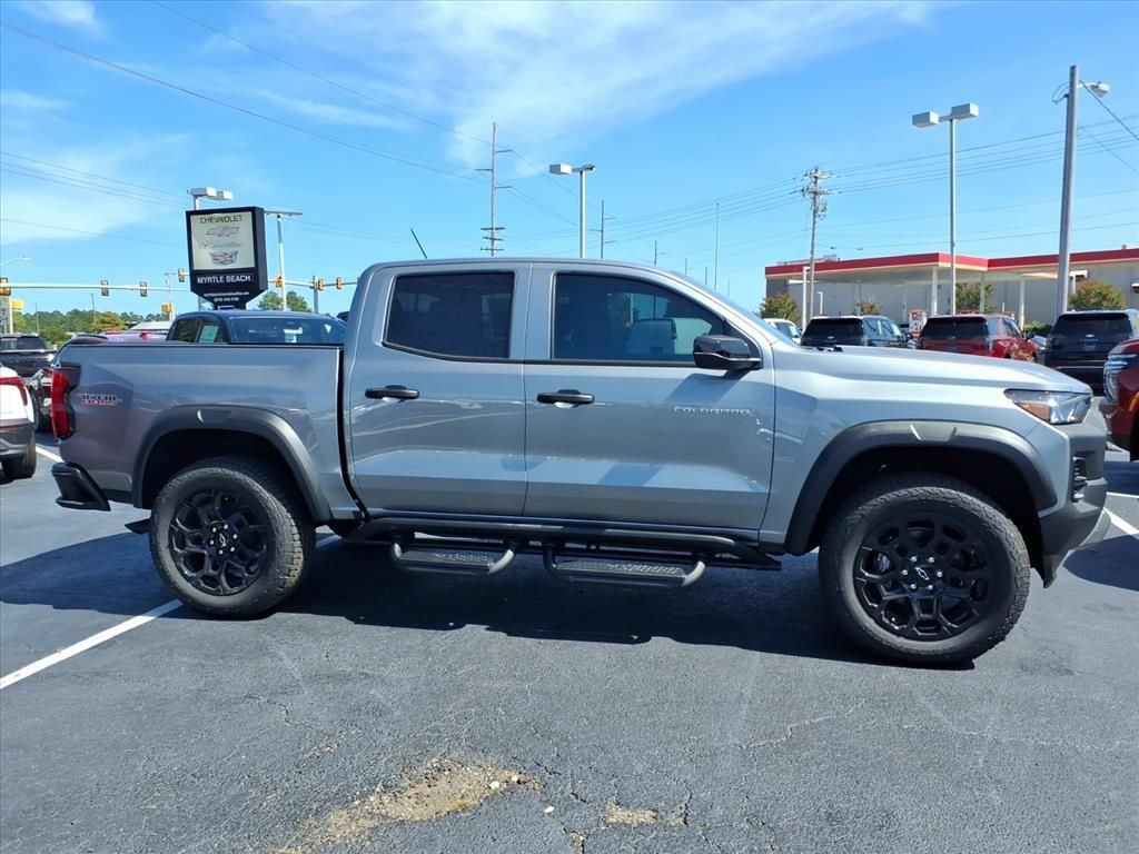 New 2026 Chevrolet Colorado Trail Boss AWD/4WD image 2