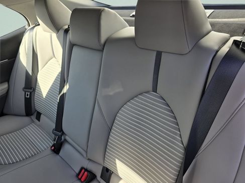 Used 2024 Toyota Camry SE FWD image 27