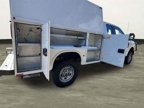 Used 2018 Ford F250 XL w/ Power Equipment Group image 20