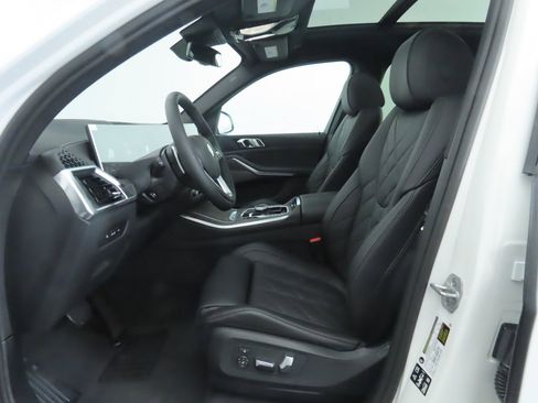 New 2026 BMW X5 xDrive40i w/ Premium Package image 20
